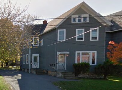 Primary Photo - 105 Fernwood Ave