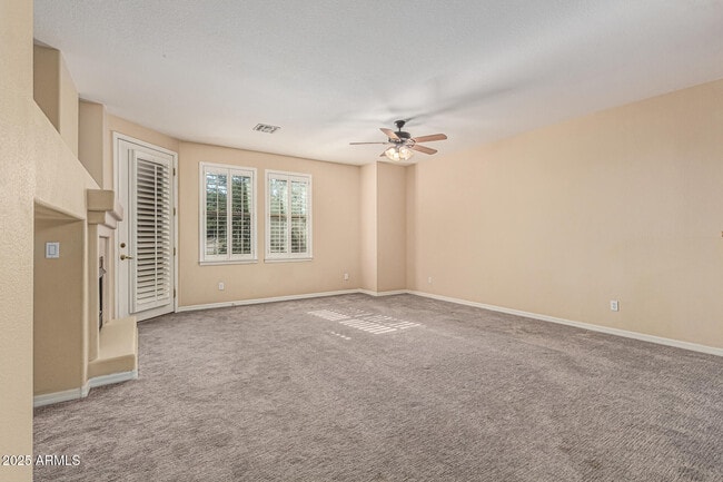 Building Photo - 15221 N Clubgate Dr