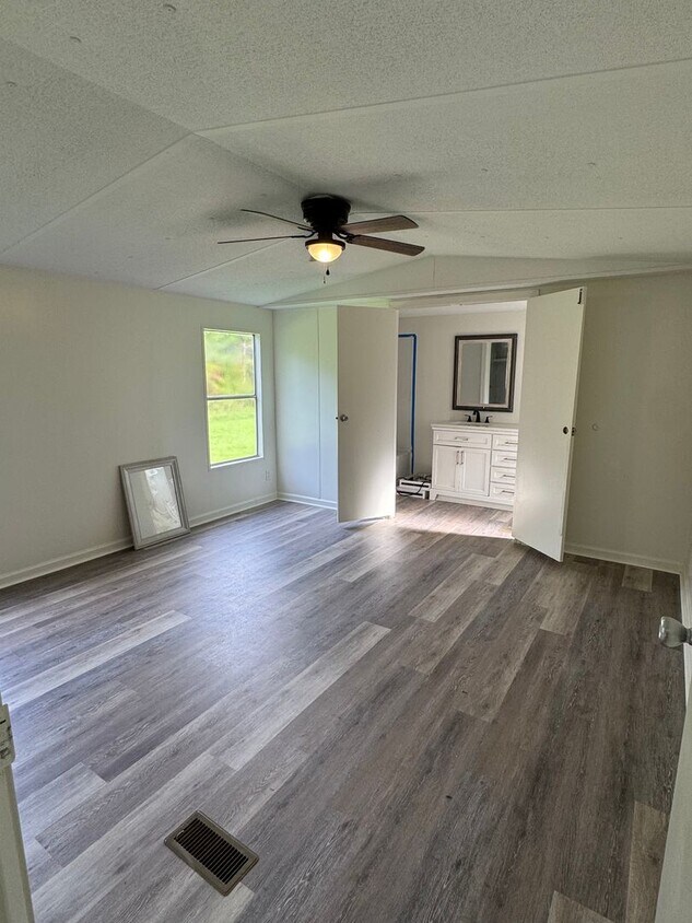 Primary Photo - FOR RENT