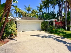 Building Photo - 7264 Estrella De Mar Rd