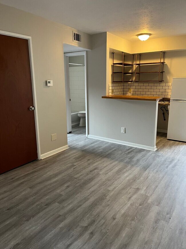 Foto del interior - 695 Riverview