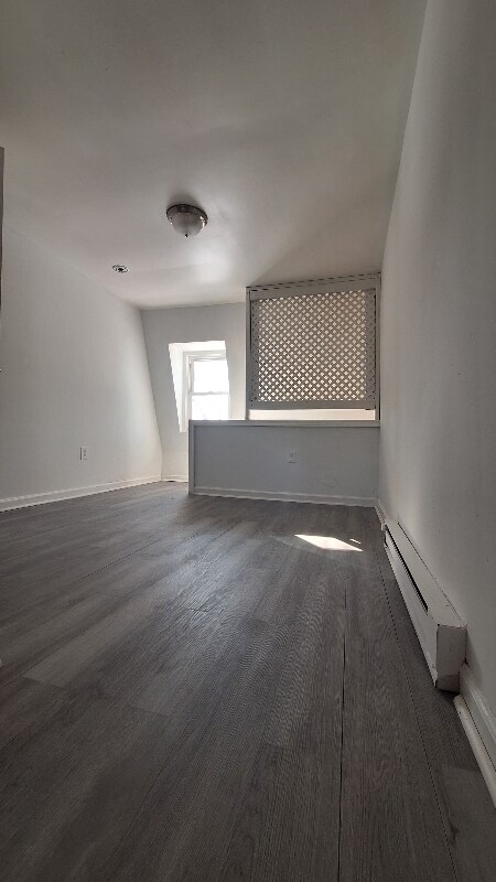 Foto del edificio - 436 N Law St