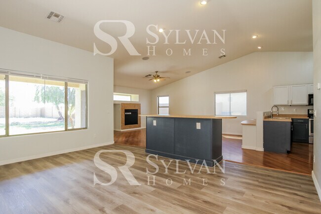 Foto del edificio - Coming HOME never felt so good!