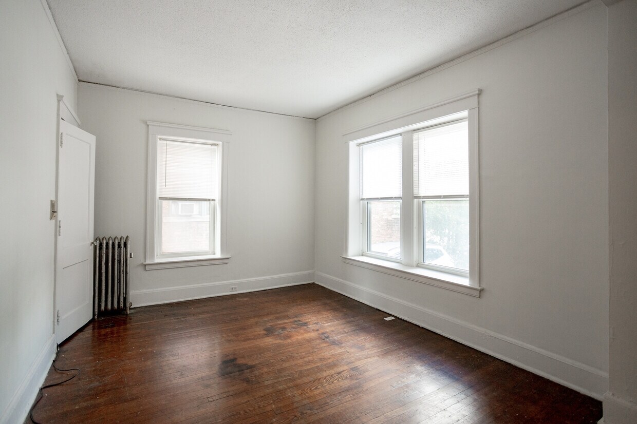 Foto principal - 4709 2nd Ave
