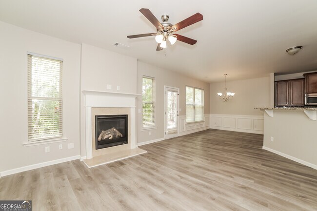 Building Photo - 9351 Opal Dr