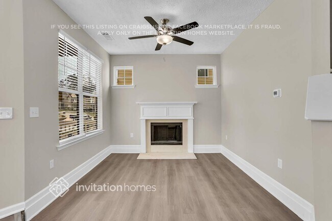 Foto del edificio - 4904 Heritage Cir