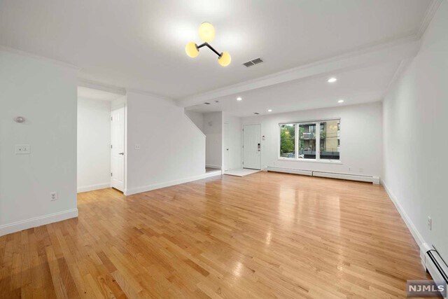 Foto del edificio - 2479 8th St
