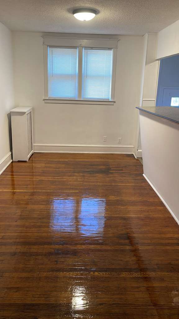 Photo - 6954 Aberdeen Rd House