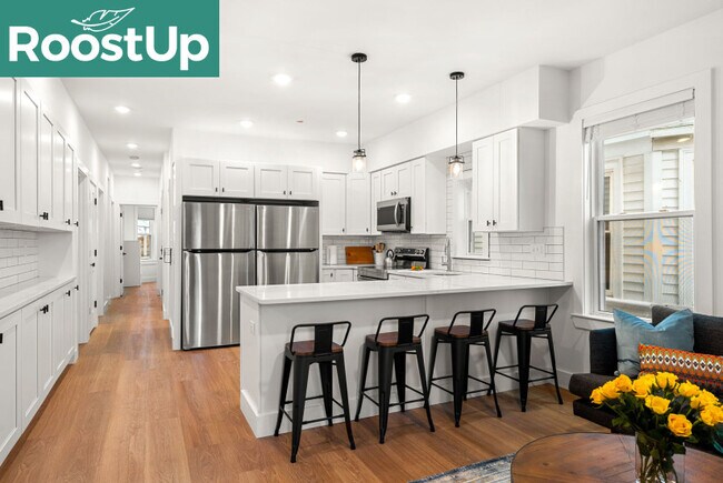 Building Photo - Furnished Bedroom with Private Bath in Jamaica Plain