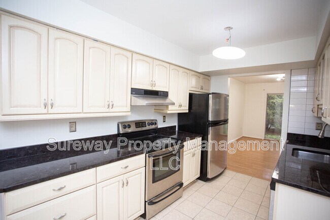 Foto del edificio - 3 Majestic Way