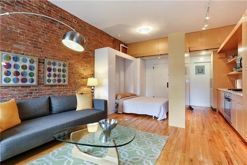 Building Photo - 421 W 22nd St
