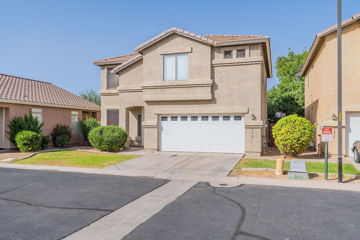 Primary Photo - AVAILABLE JULY - Three Bedrooms + Loft!