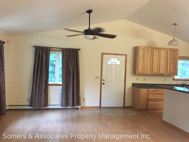 Foto del edificio - 3 br, 2 bath House - 1555 Faye Ln