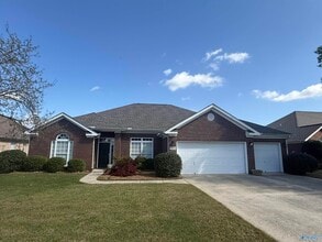 Building Photo - 5005 Liberty Park Cir SE