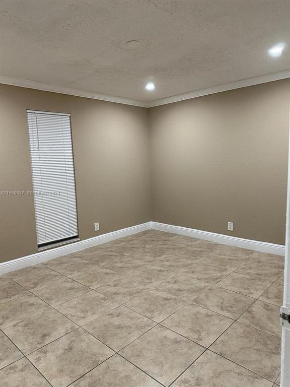 Foto del edificio - 4533 Treehouse Ln