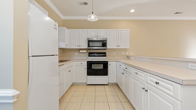 Foto del edificio - 4880 Dahlia Ct