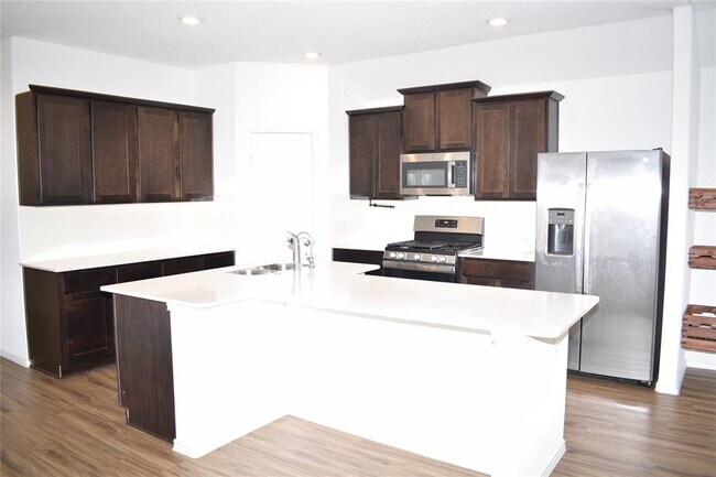 Foto del edificio - 5808 Bianca Dr