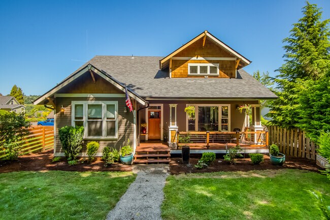 CASA PRINCIPAL - 421 5th Ave