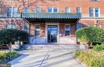 Building Photo - 2456 20th St NW