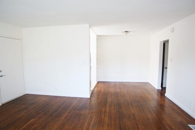 Living and Dining Area - 14223 Sherman Way
