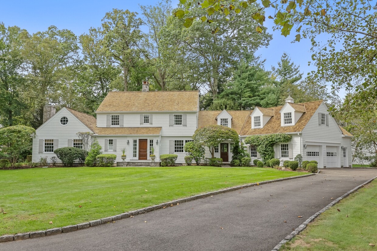 Photo - 49 Grosset Rd (Greenwich, CT)