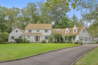 Building Photo - 49 Grosset Rd