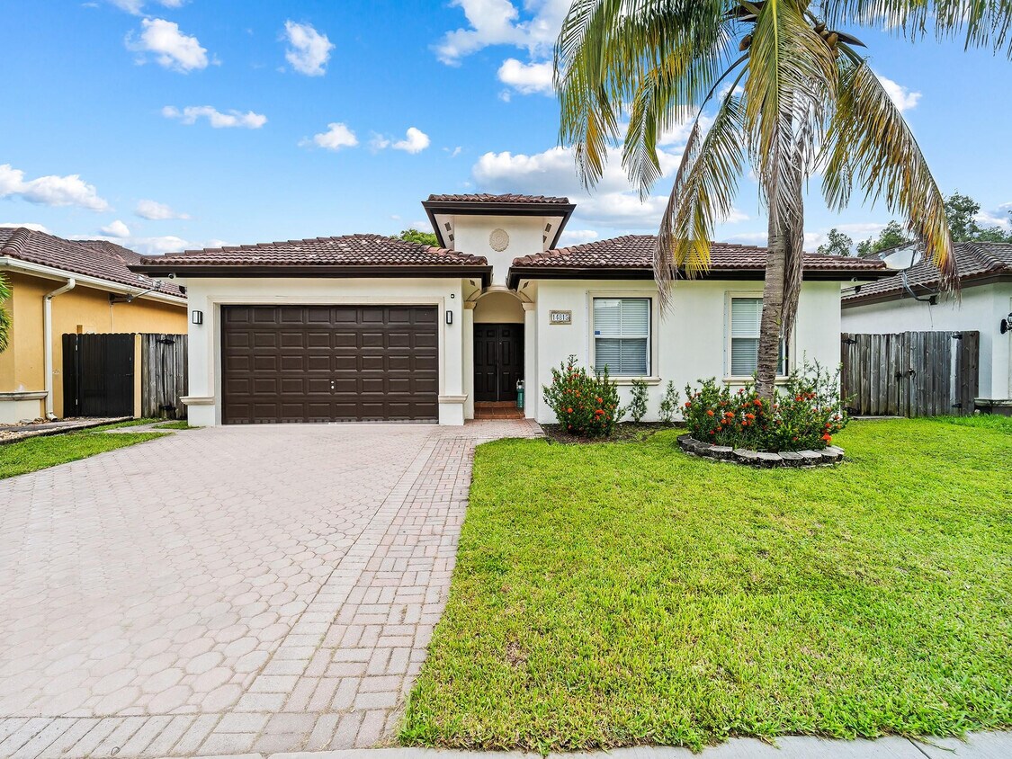 Foto principal - 14815 SW 28 Ln