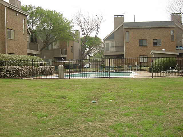 Primary Photo - Richland Trace Condominiums