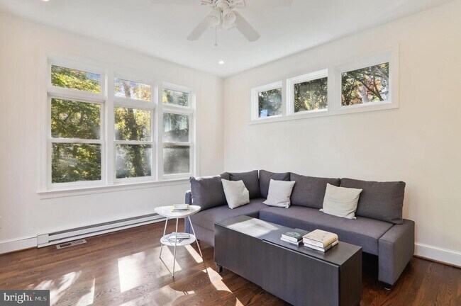 Foto del edificio - 6625 31st St NW