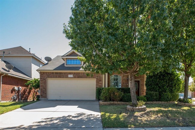 Foto del edificio - 4600 Golden Yarrow Dr