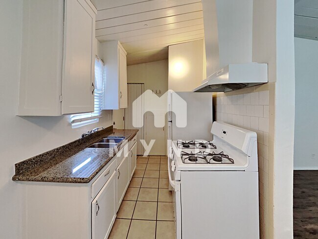 Foto del edificio - 4329 Gresham St