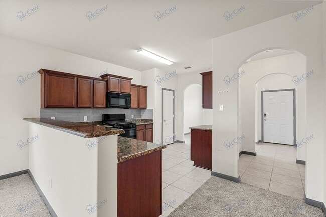 Building Photo - Charming 3-Bedroom Home with Fresh Updates...