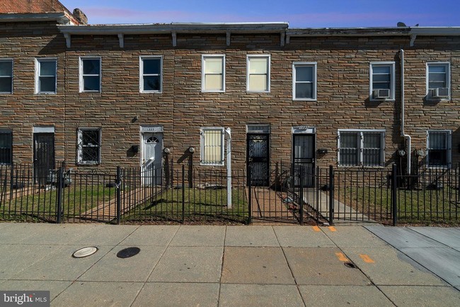 Building Photo - 1333 6th St NW