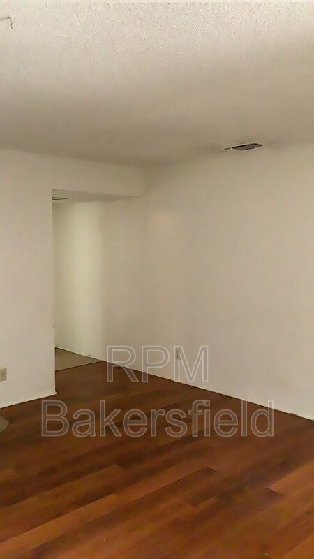 Building Photo - 4608 Maybrook Ave