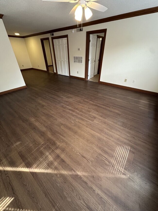 Foto del edificio - 3525 Ivy Commons Dr