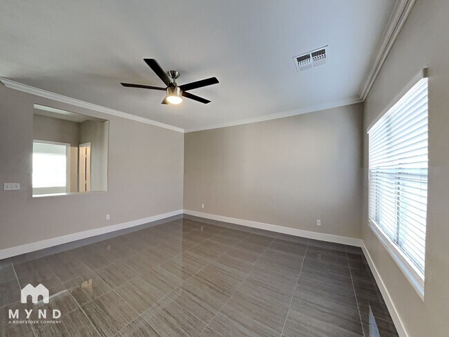 Foto del edificio - 4643 E Rousay Dr