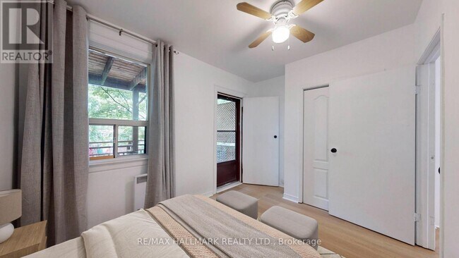 Building Photo - 215 Kingston Rd