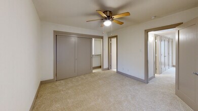 Interior Photo - Barton Creek Landing