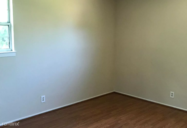 Foto del edificio - 3 br, 1 bath House - 4960 Concord Rd
