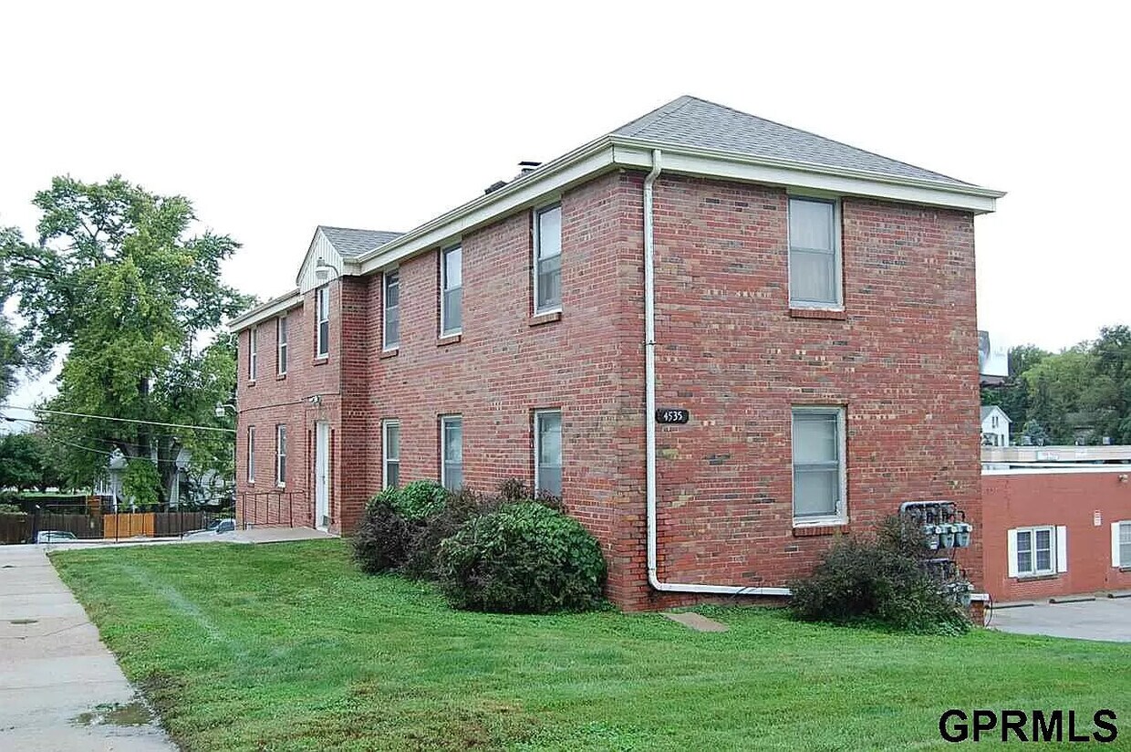 Primary Photo - 4535 Nicholas St