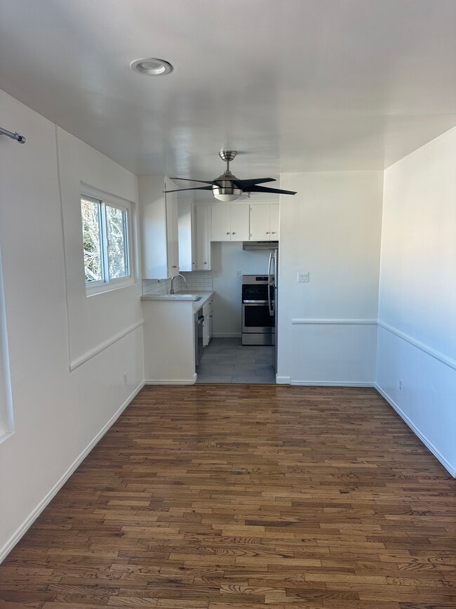 Building Photo - 8665 Pickford St