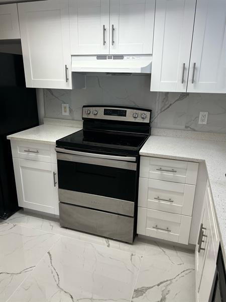 Foto del edificio - 5011 Wiles Rd