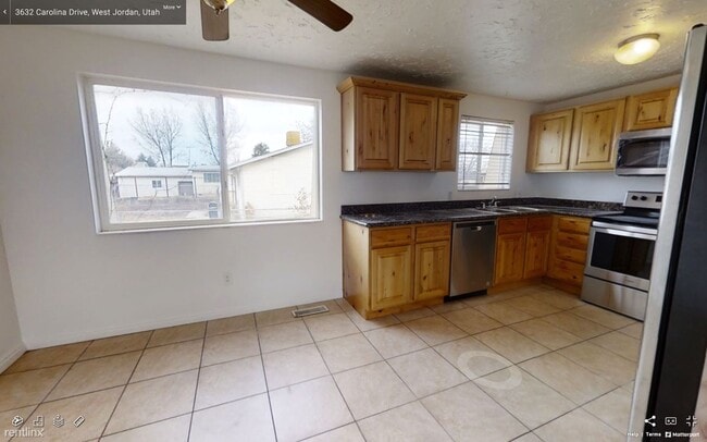Building Photo - 5 br, 2 bath House - 3632 Carolina Drive