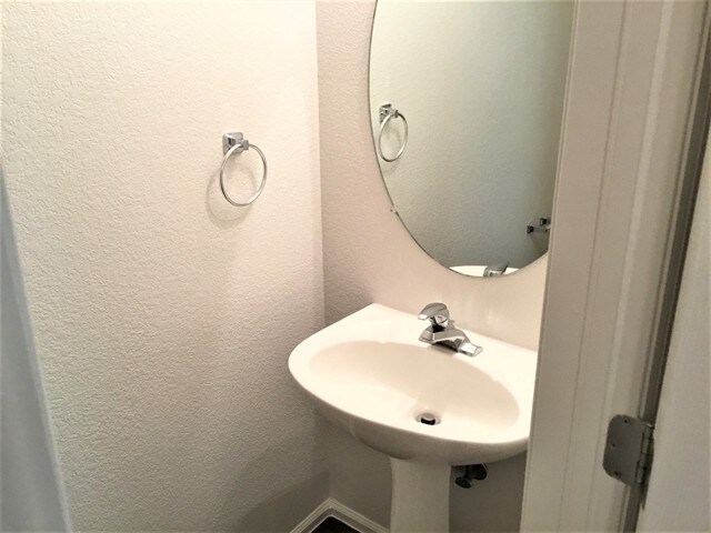 Foto del edificio - 21480 E 42nd Ave