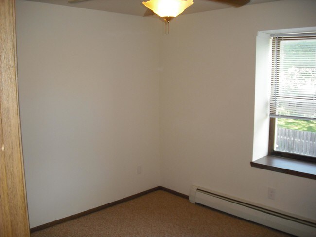 Building Photo - 2648 Lavender Ln