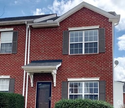 Building Photo - 4007 Clinton Ln