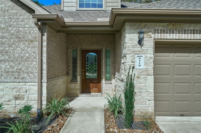 Foto del edificio - 4318 Windswept Drive, Montgomery, TX 77356...