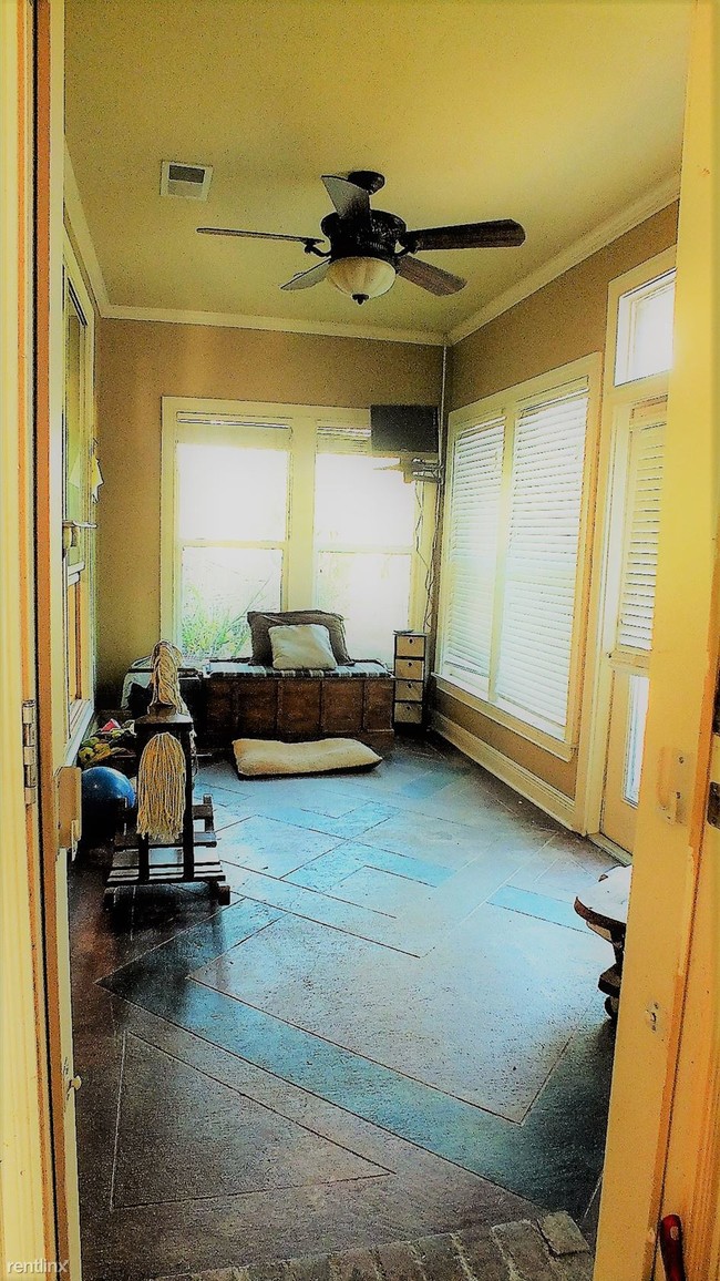 Foto del edificio - 15146 Villa Ct E