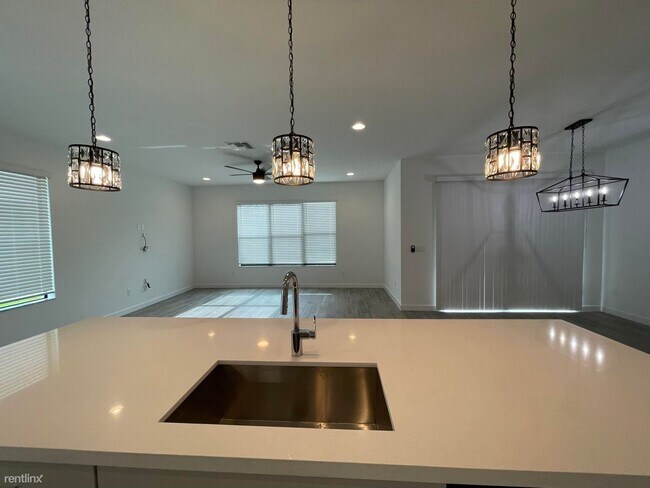 Building Photo - 4 br, 2.5 bath House - 4337 Arcturus Ln