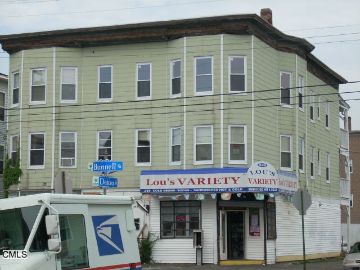 Foto principal - 288 Bunnell St